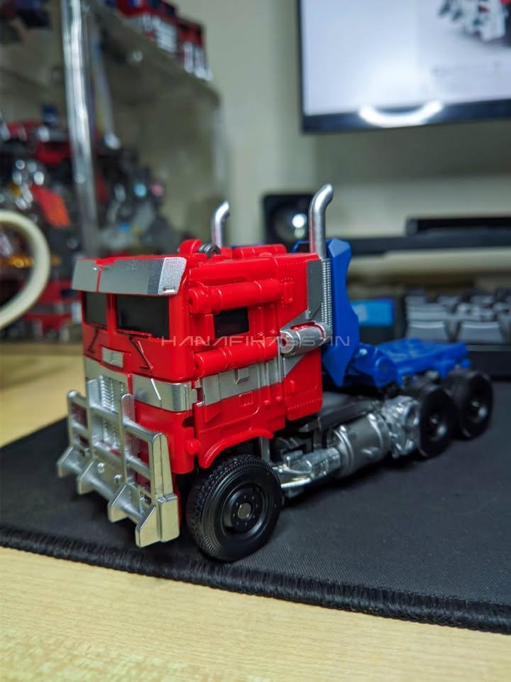 BAIWEI TW-1030 Optimus Prime