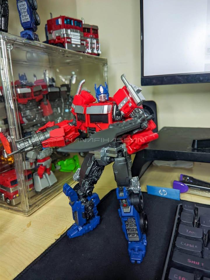 BAIWEI TW-1030 Optimus Prime