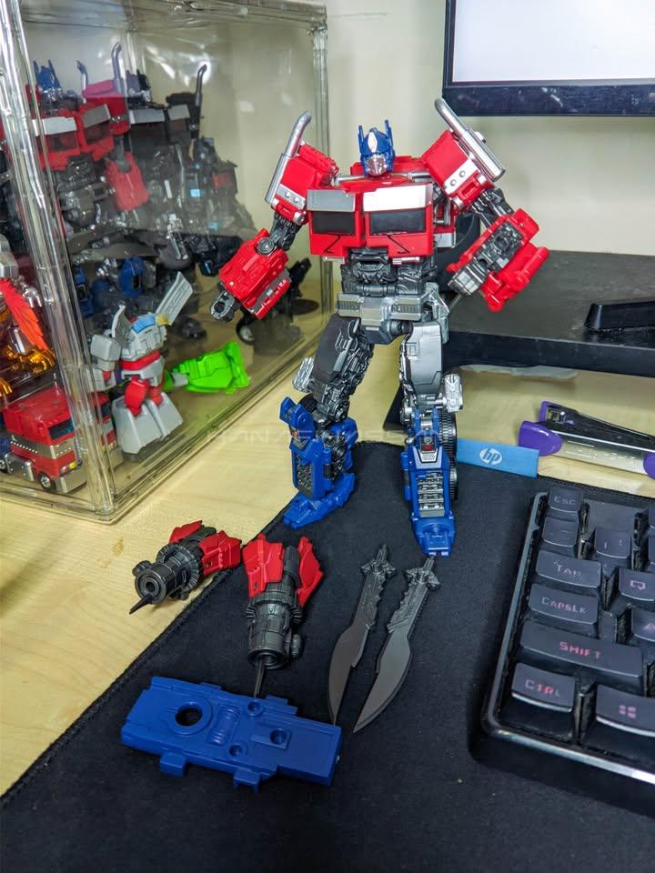 BAIWEI TW-1030 Optimus Prime